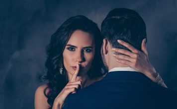 How to tell if a girl likes you